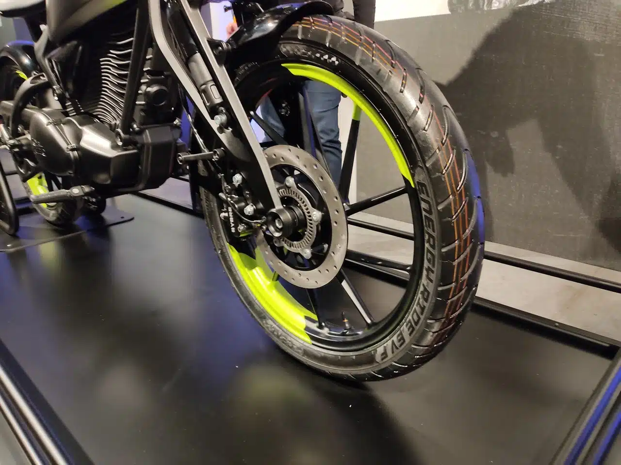 Royal Enfield Flying Flea C6 - Foto live Milano