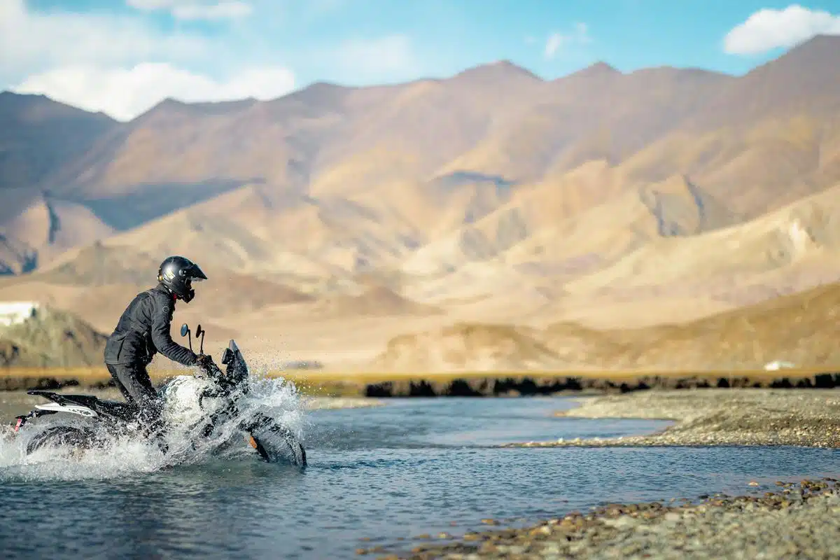 Royal Enfield Himalayan 2024