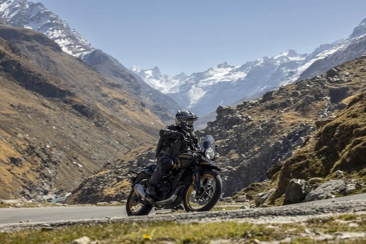 Royal Enfield Himalayan 2024