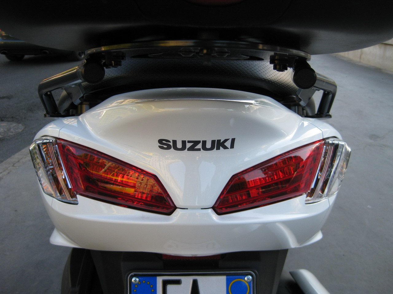 Suzuki Burgman 125 ABS - Prova su strada 2014