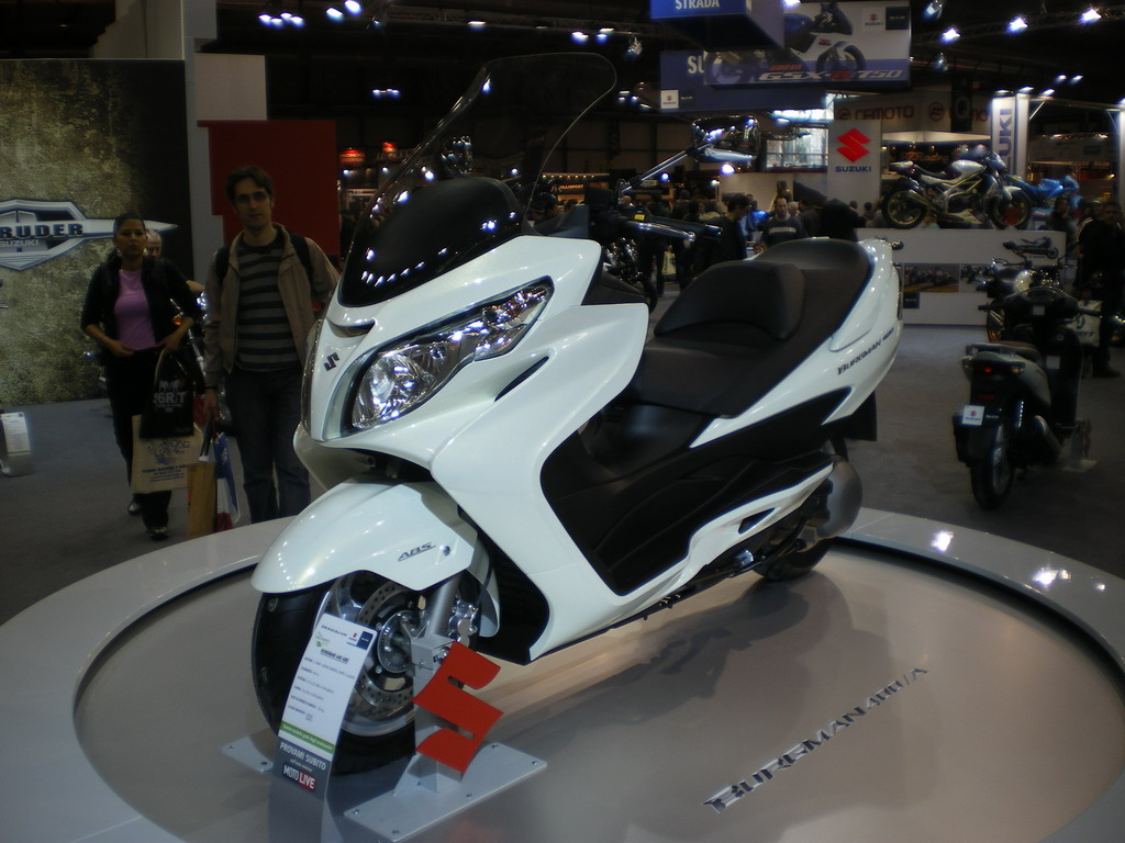 Suzuki Burgman 400 ABS - EICMA 2010