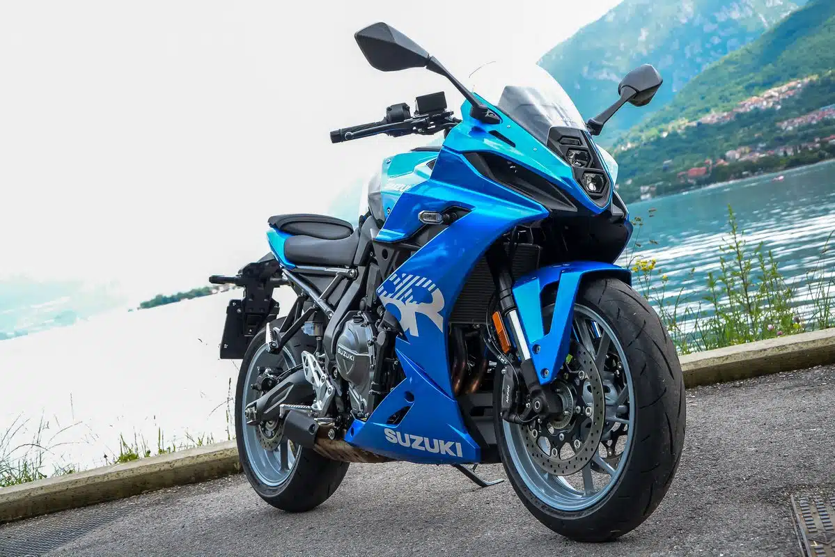 Suzuki GSX-8R - prova strada