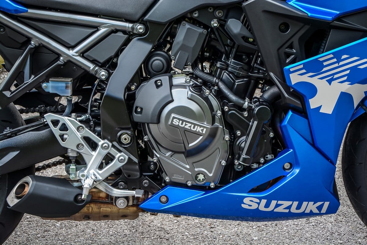 Suzuki GSX-8R - prova strada