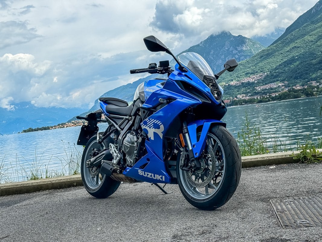 Suzuki GSX-8R - prova strada