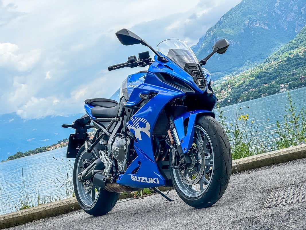 Suzuki GSX-8R - prova strada