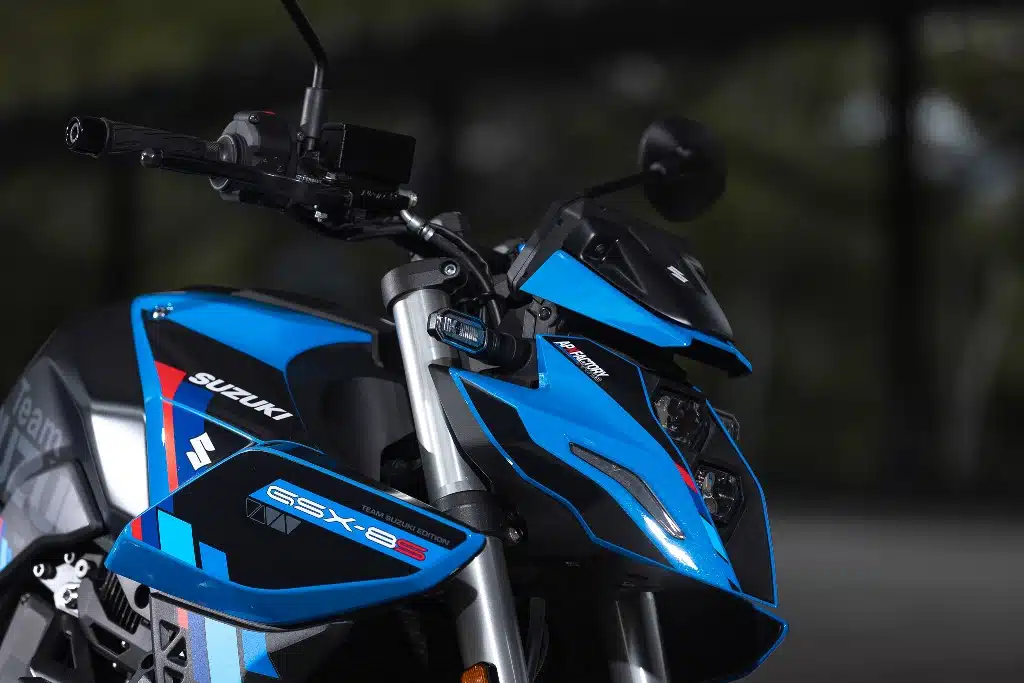 Suzuki GSX-8S Team Suzuki Edition 