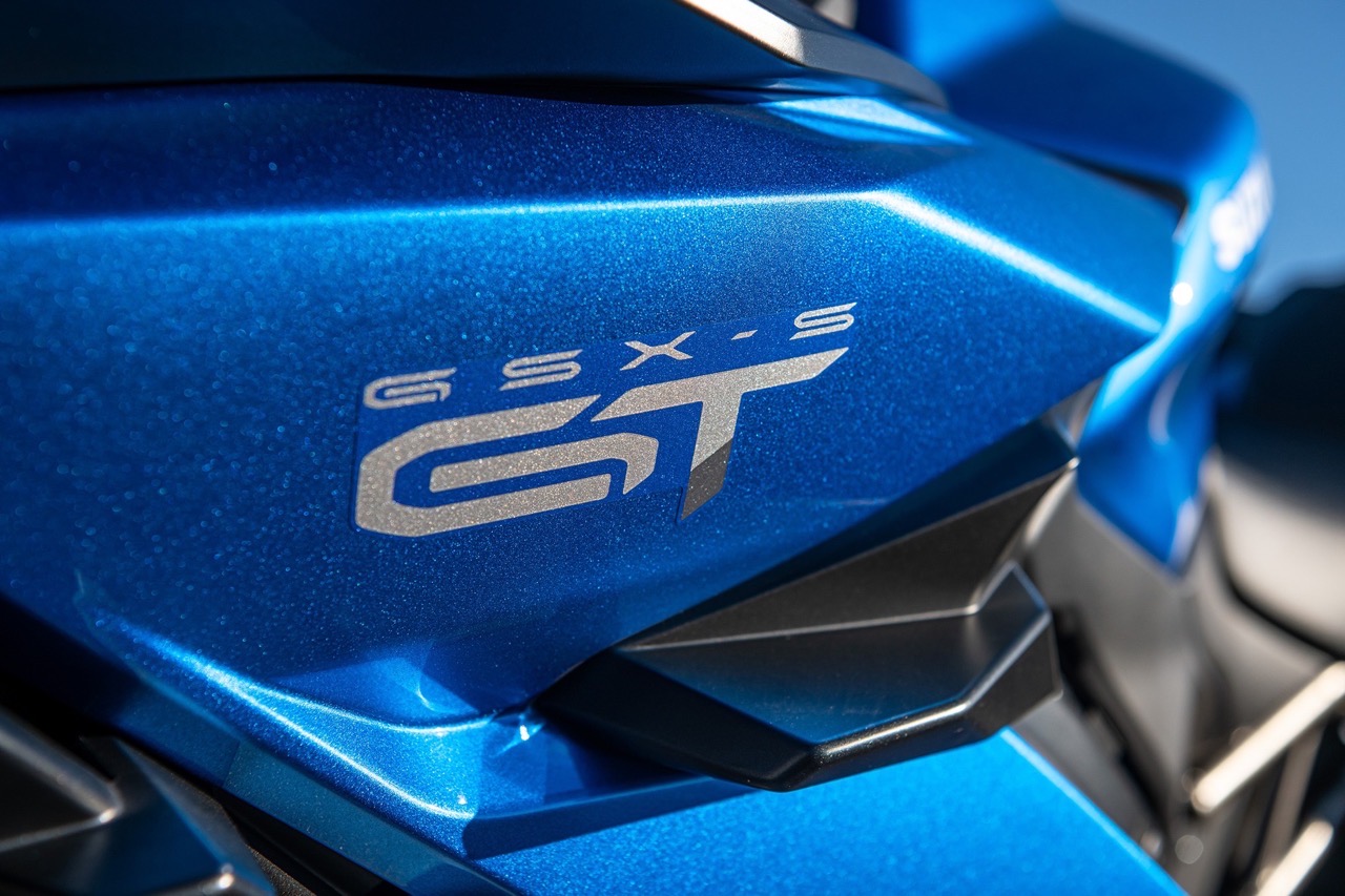 Suzuki GSX-S1000GT - Foto ufficiali