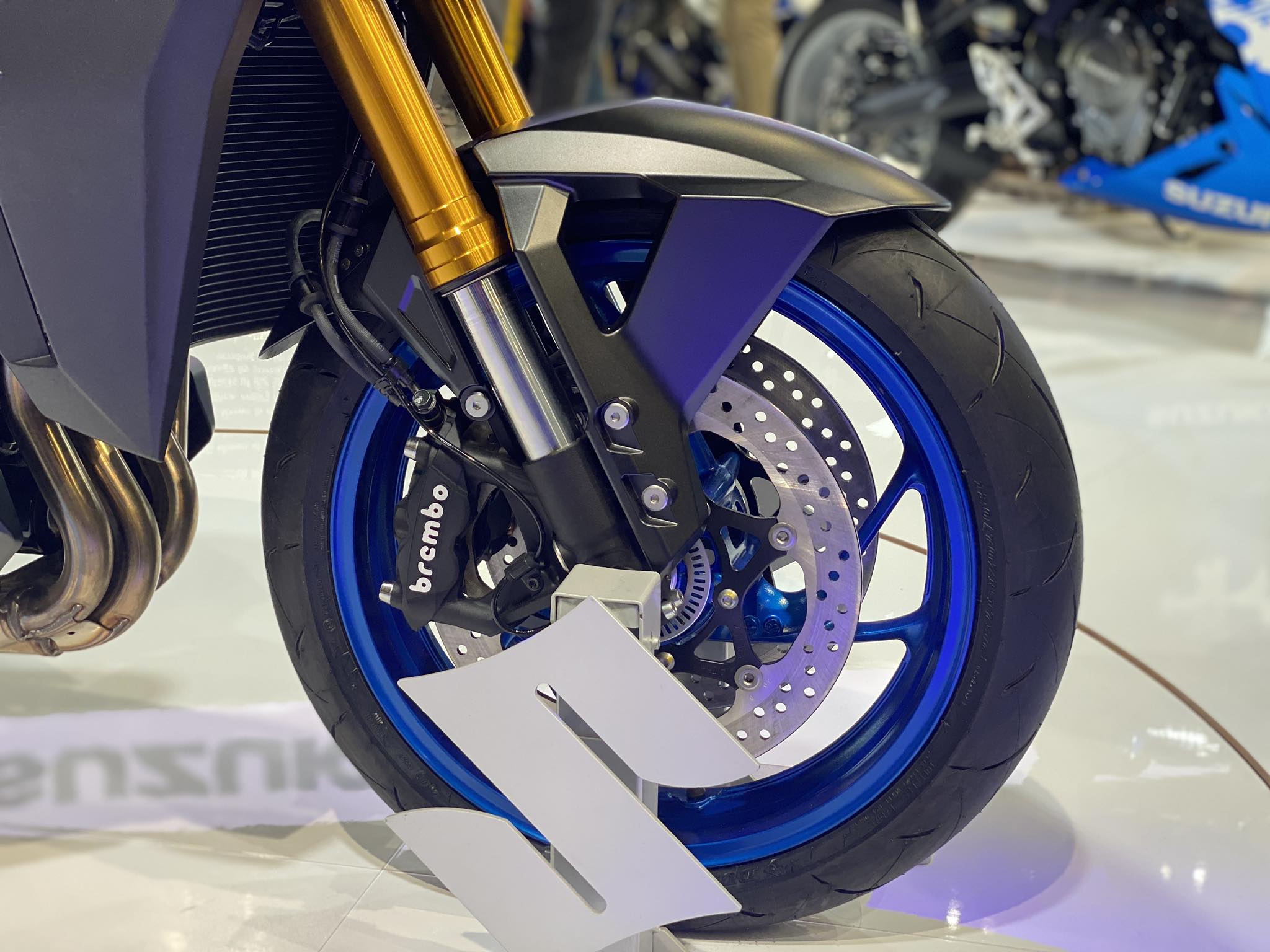 Suzuki GSX-S1000GX e GSX-8R - EICMA 2023