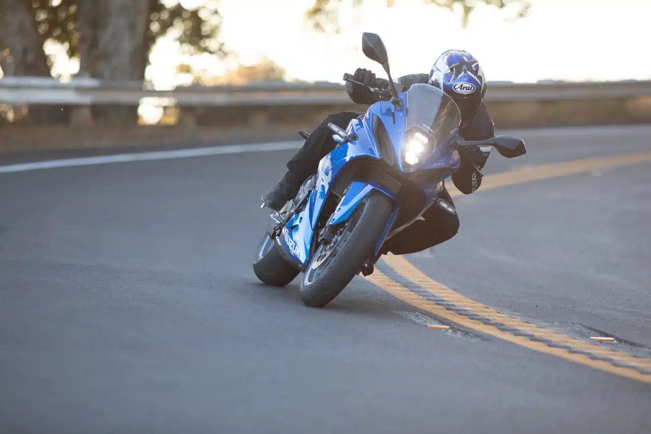 Suzuki GSX-S1000GX e GSX-8R - Foto ufficiali