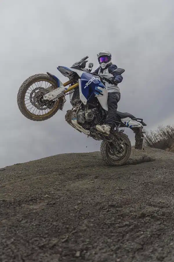 Suzuki V-Strom 800DE Djebel 