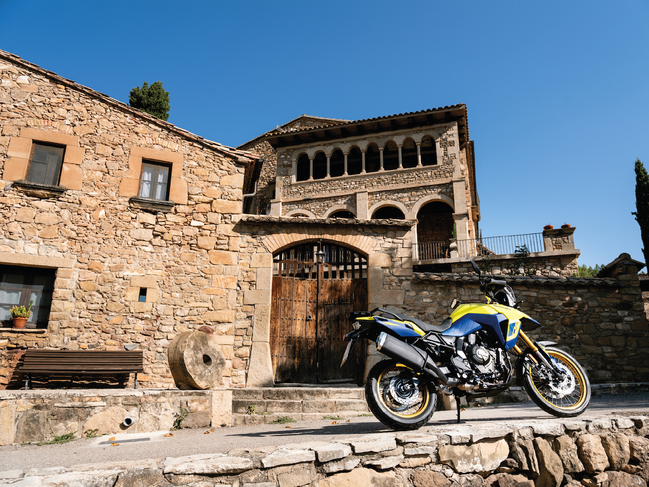 Suzuki V-Strom 800DE - foto 