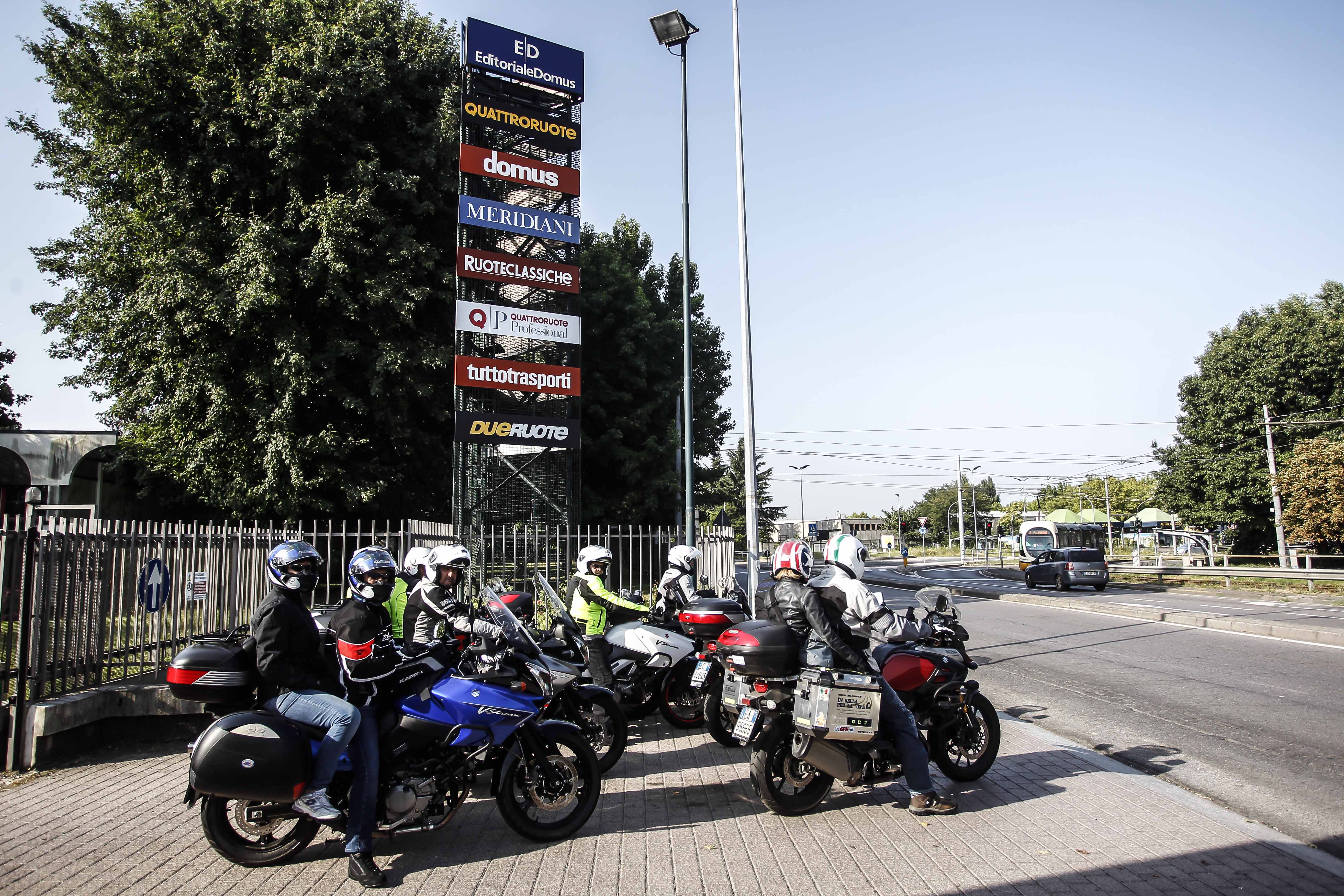 Suzuki V-Strom Tours - Raduno Internazionale dello Stelvio