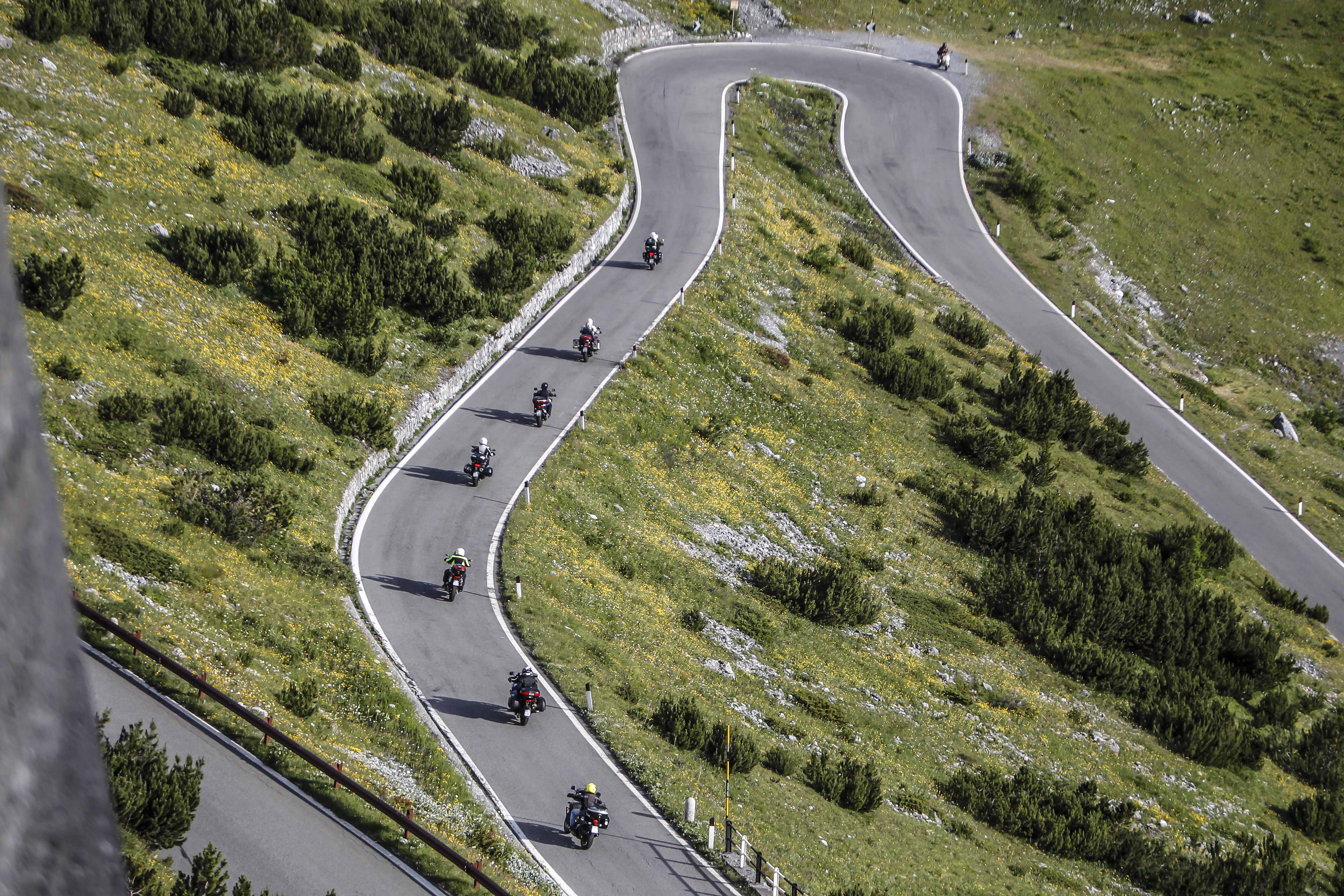 Suzuki V-Strom Tours - Raduno Internazionale dello Stelvio