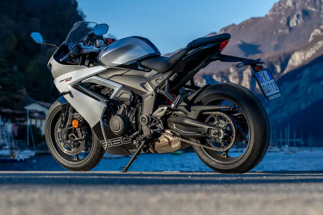 TEST - TRIUMPH DAYTONA 660