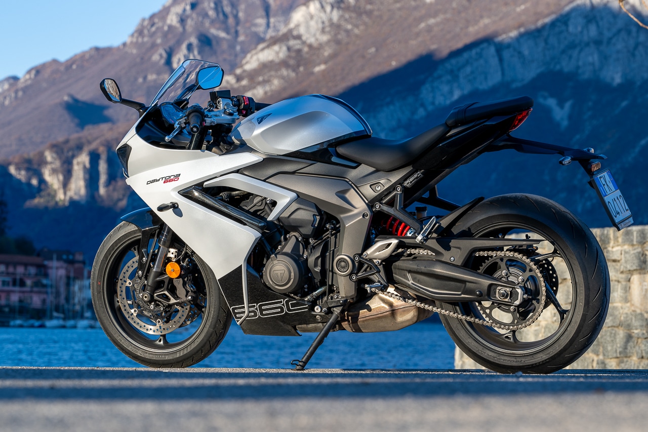 TEST - TRIUMPH DAYTONA 660
