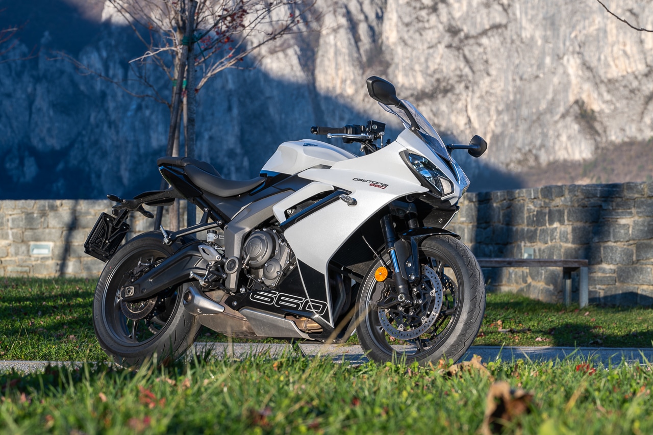 TEST - TRIUMPH DAYTONA 660