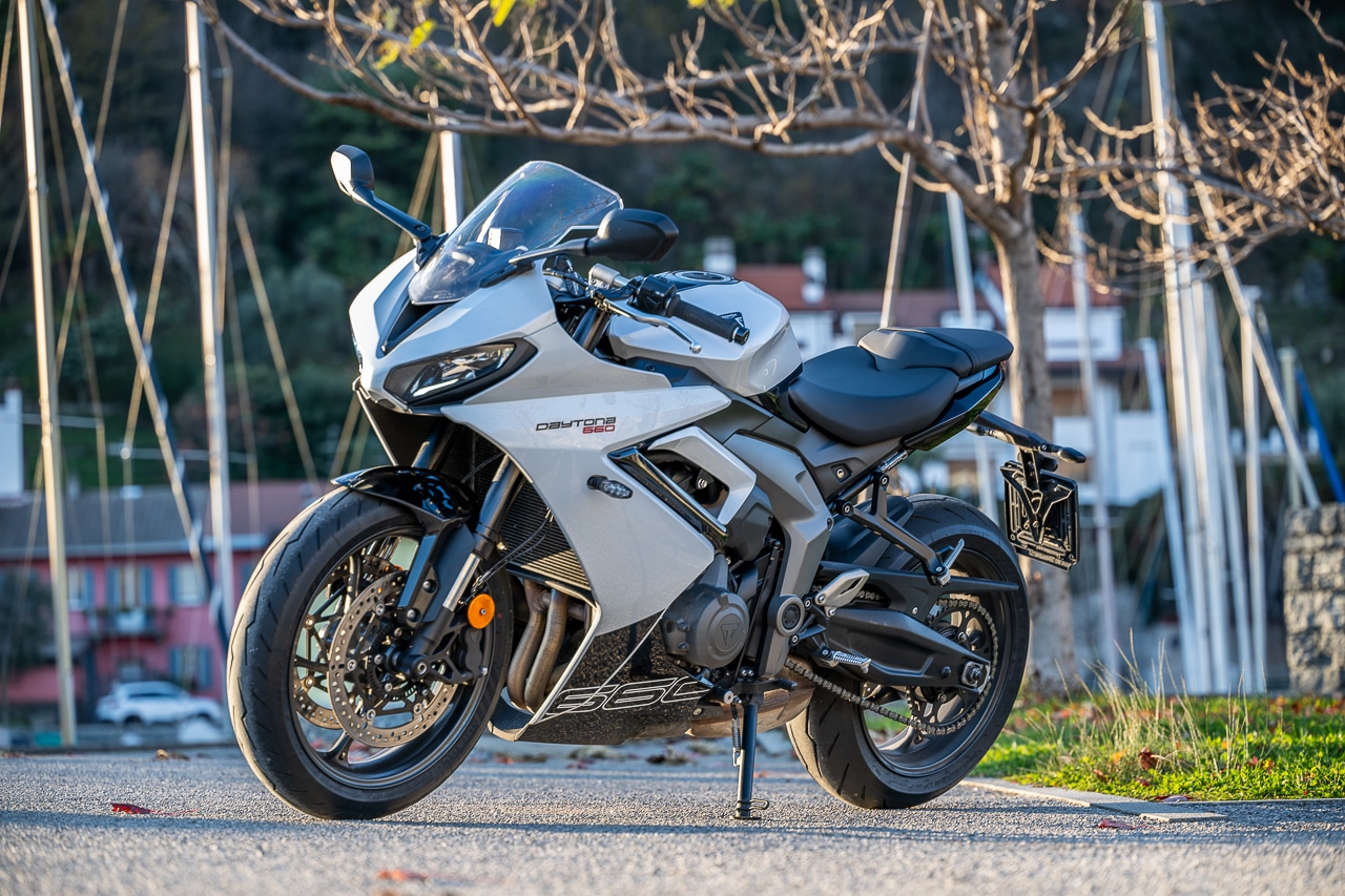 TEST - TRIUMPH DAYTONA 660