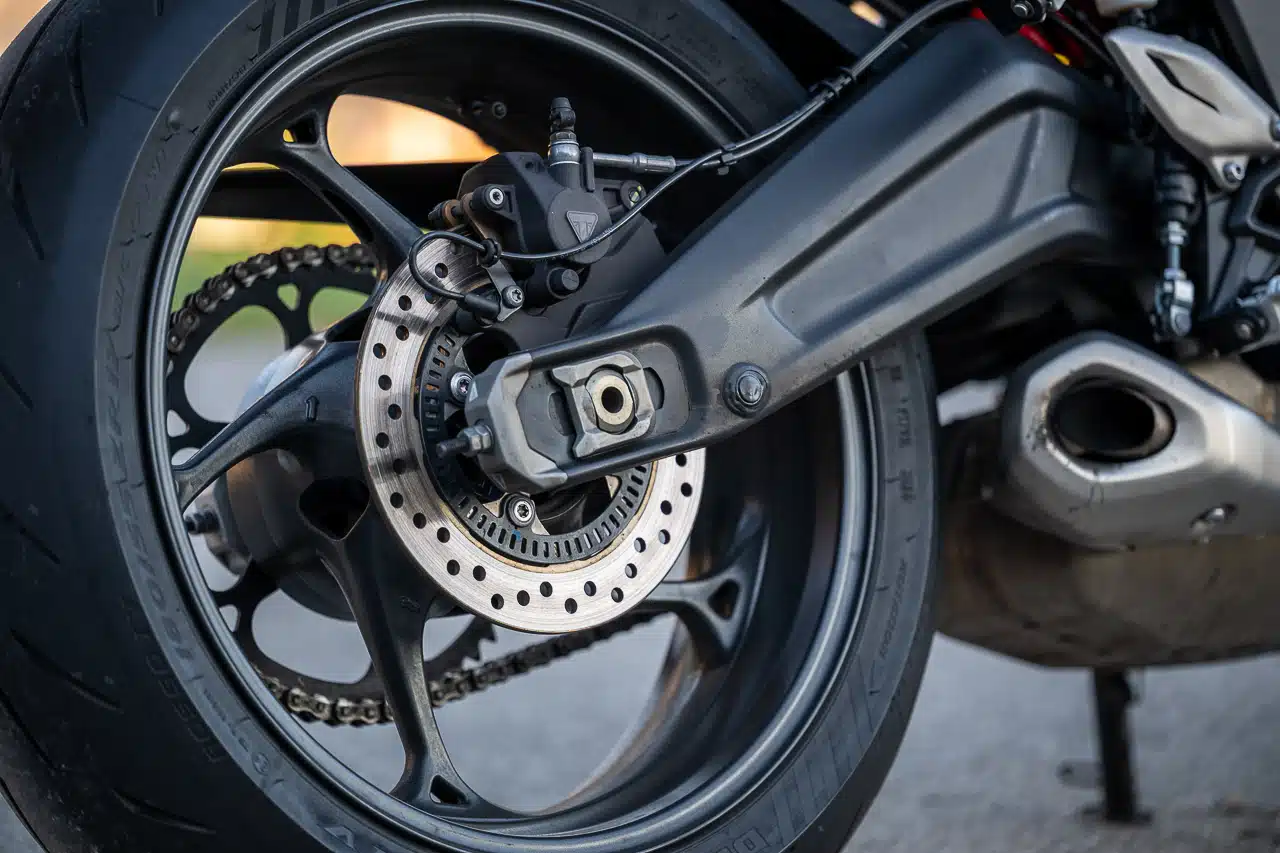 TEST - TRIUMPH DAYTONA 660