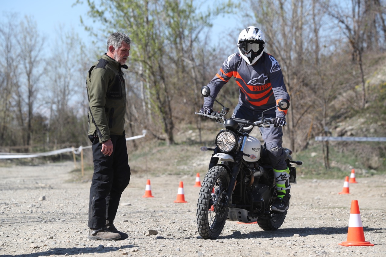 Triumph Adventure Experience - test