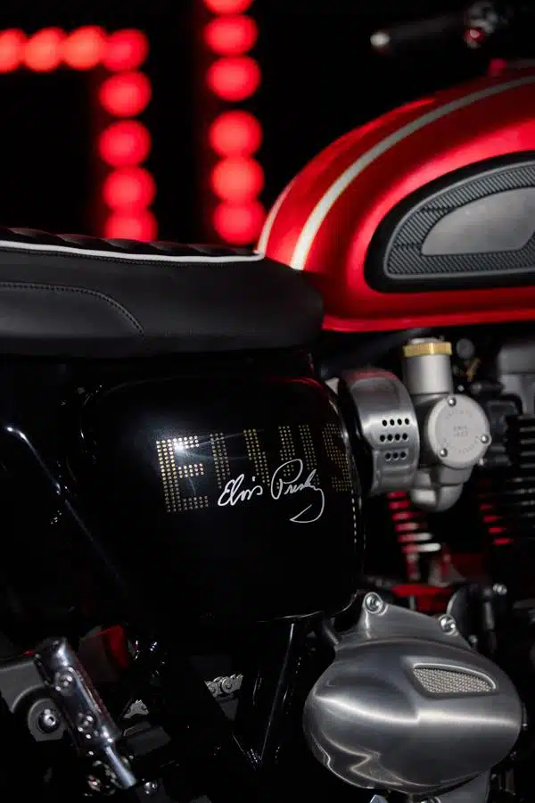Triumph Bonneville T120 Elvis 