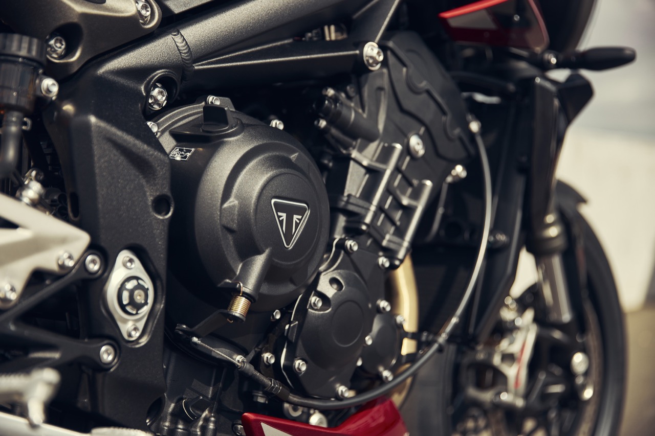 Triumph -  gamma Street Triple 2023  