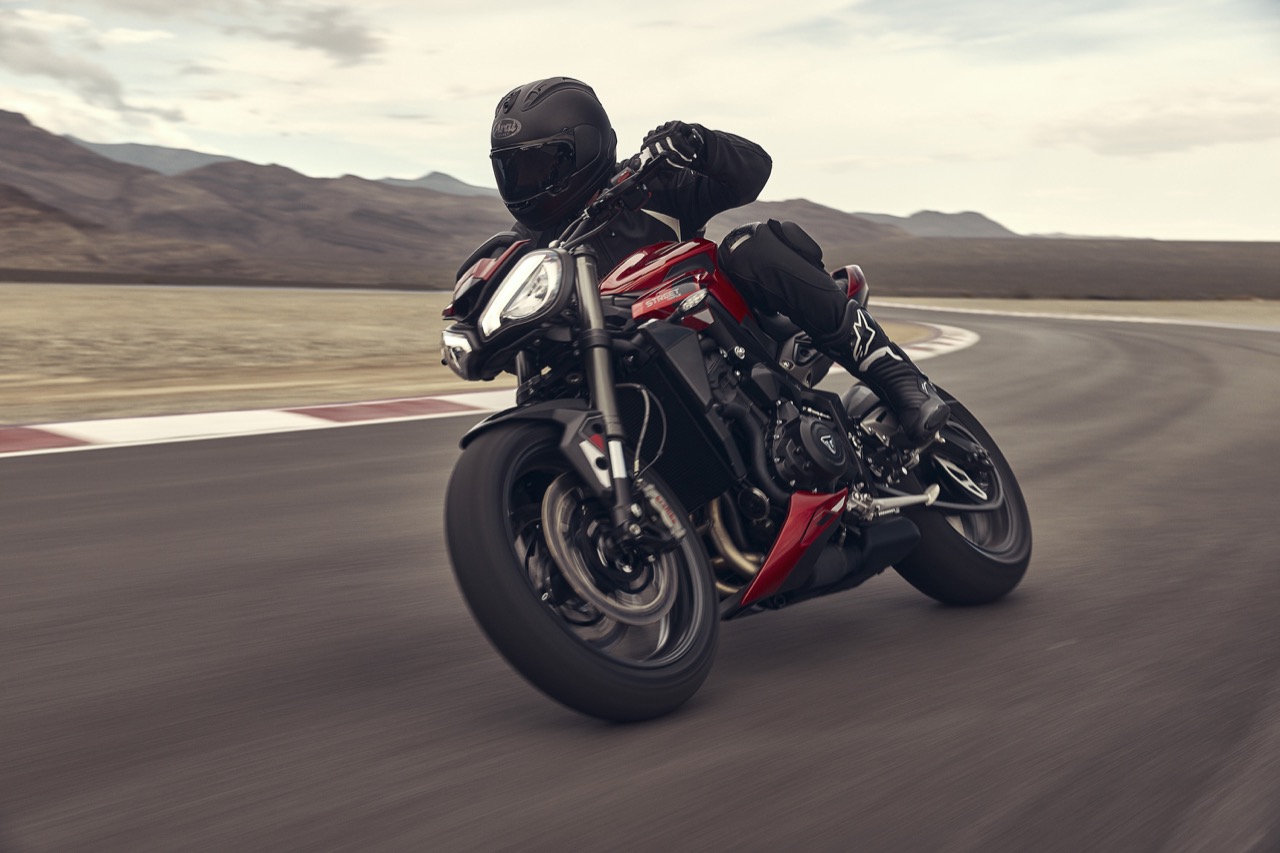 Triumph -  gamma Street Triple 2023  