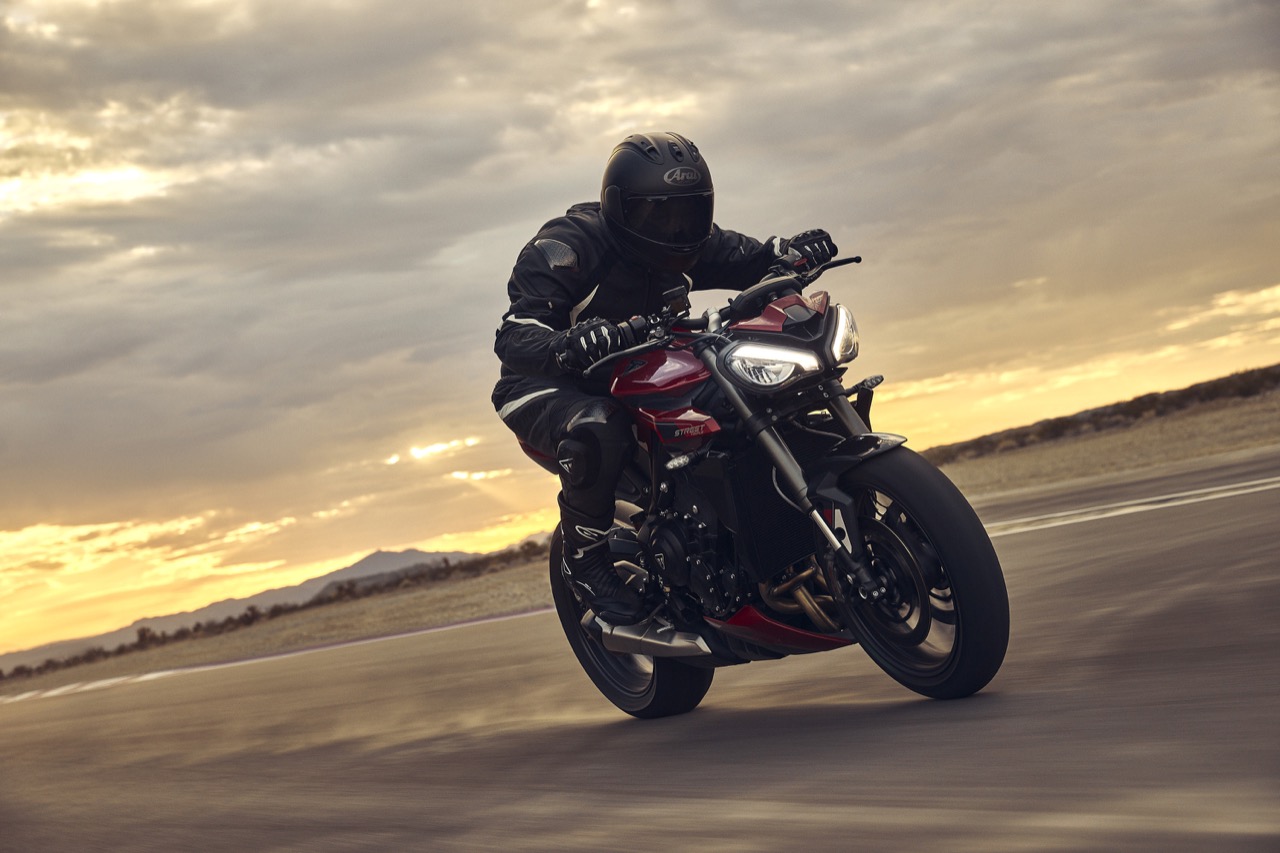 Triumph -  gamma Street Triple 2023  