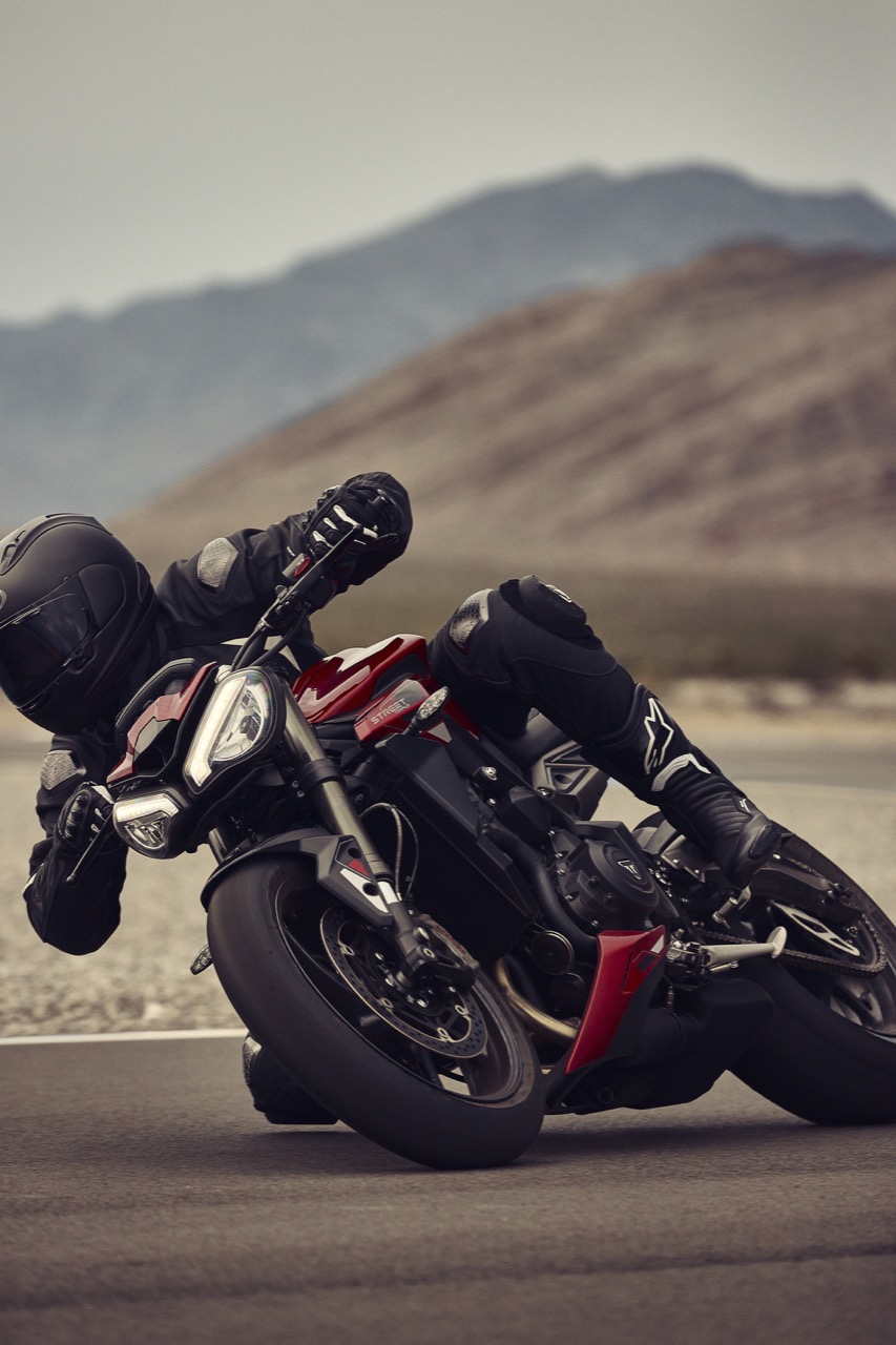 Triumph -  gamma Street Triple 2023  