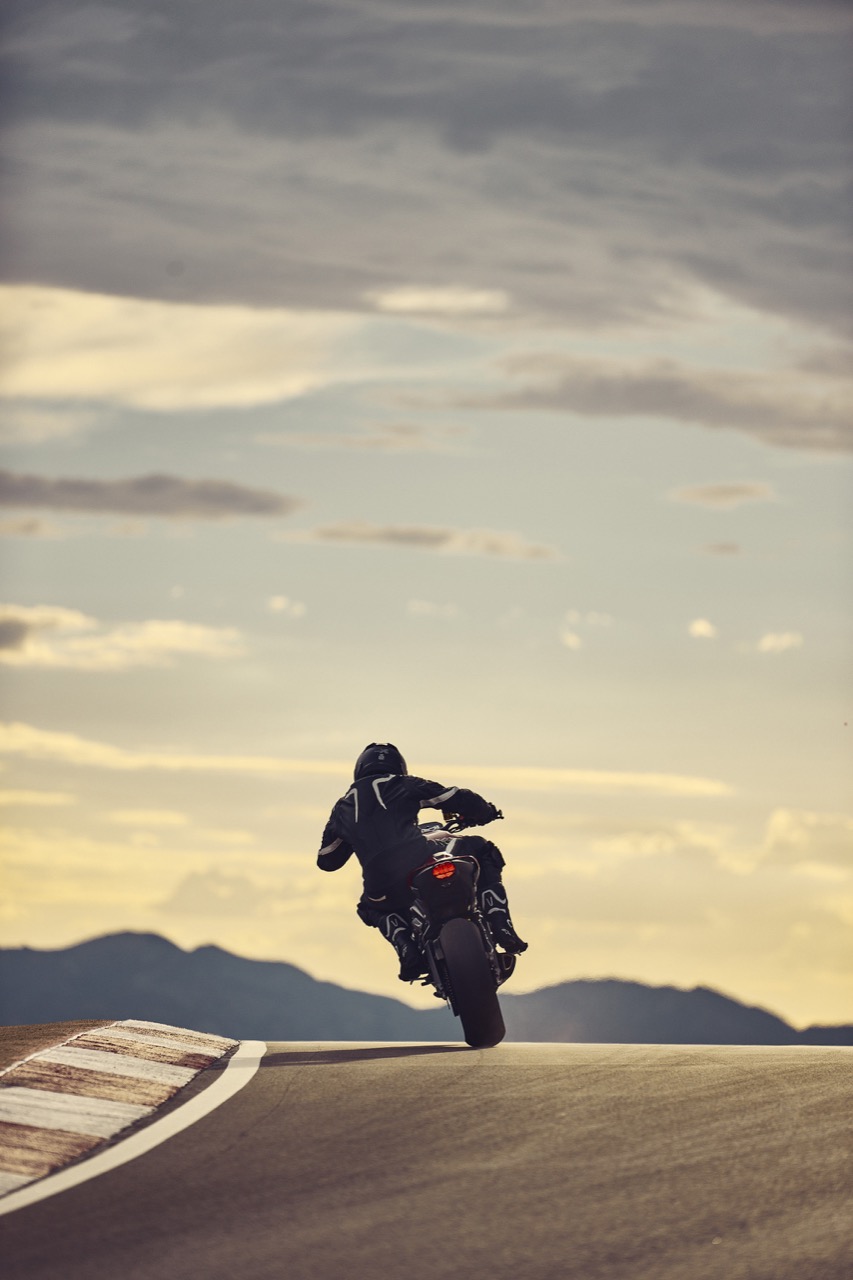 Triumph -  gamma Street Triple 2023  