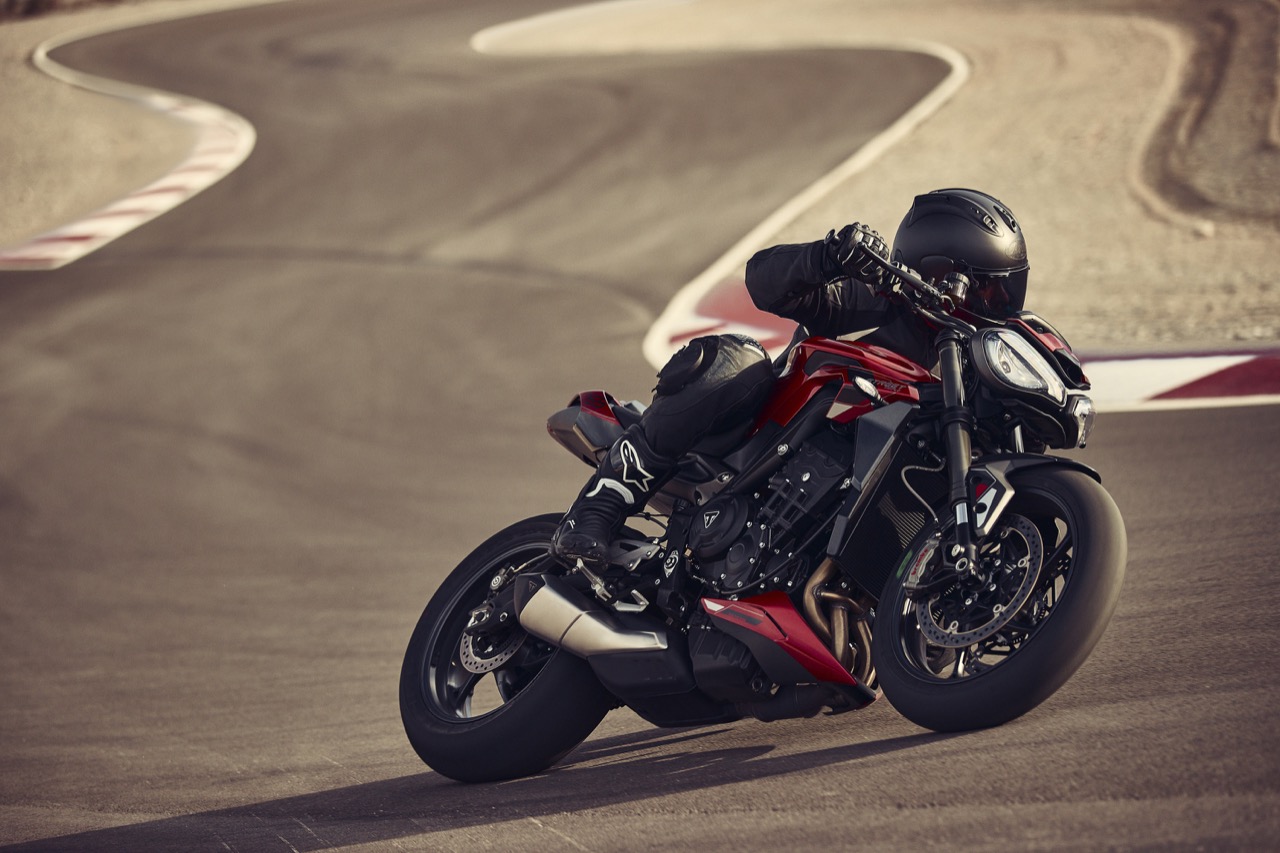 Triumph -  gamma Street Triple 2023  