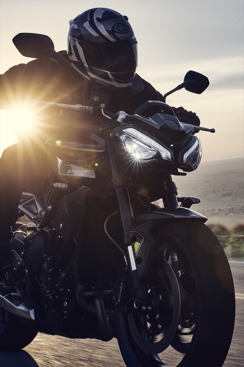 Triumph -  gamma Street Triple 2023  