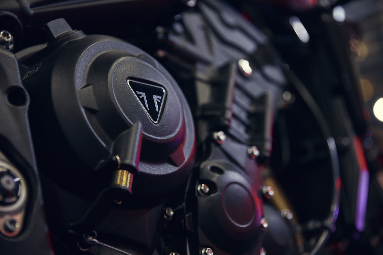 Triumph -  gamma Street Triple 2023  