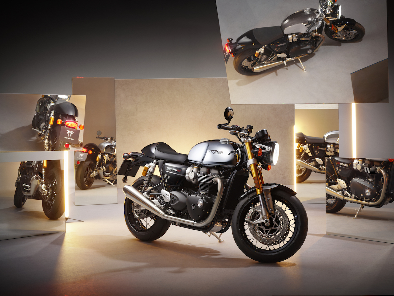 Triumph Motorcycles - modelli Chrome Edition 