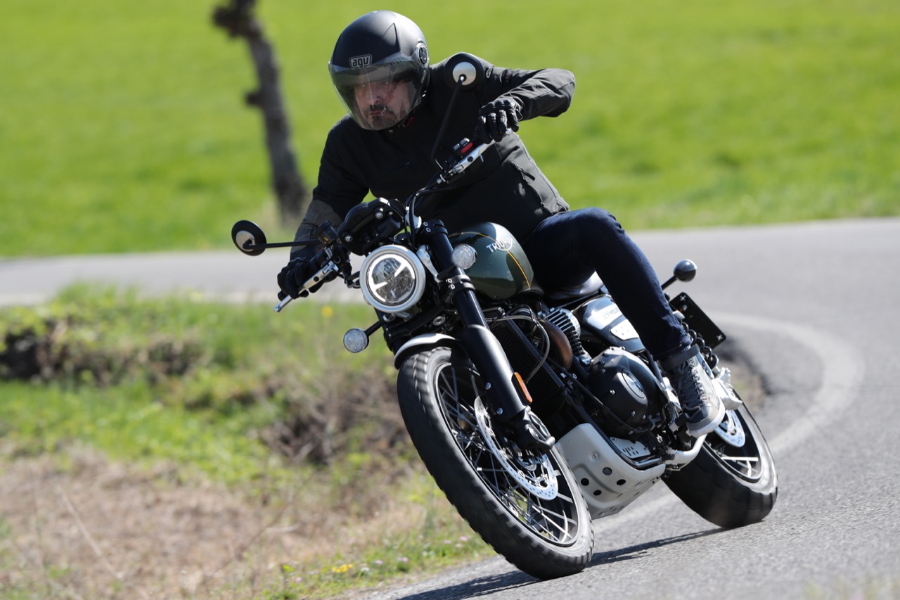 Triumph New Modern Classic - test ride 2019
