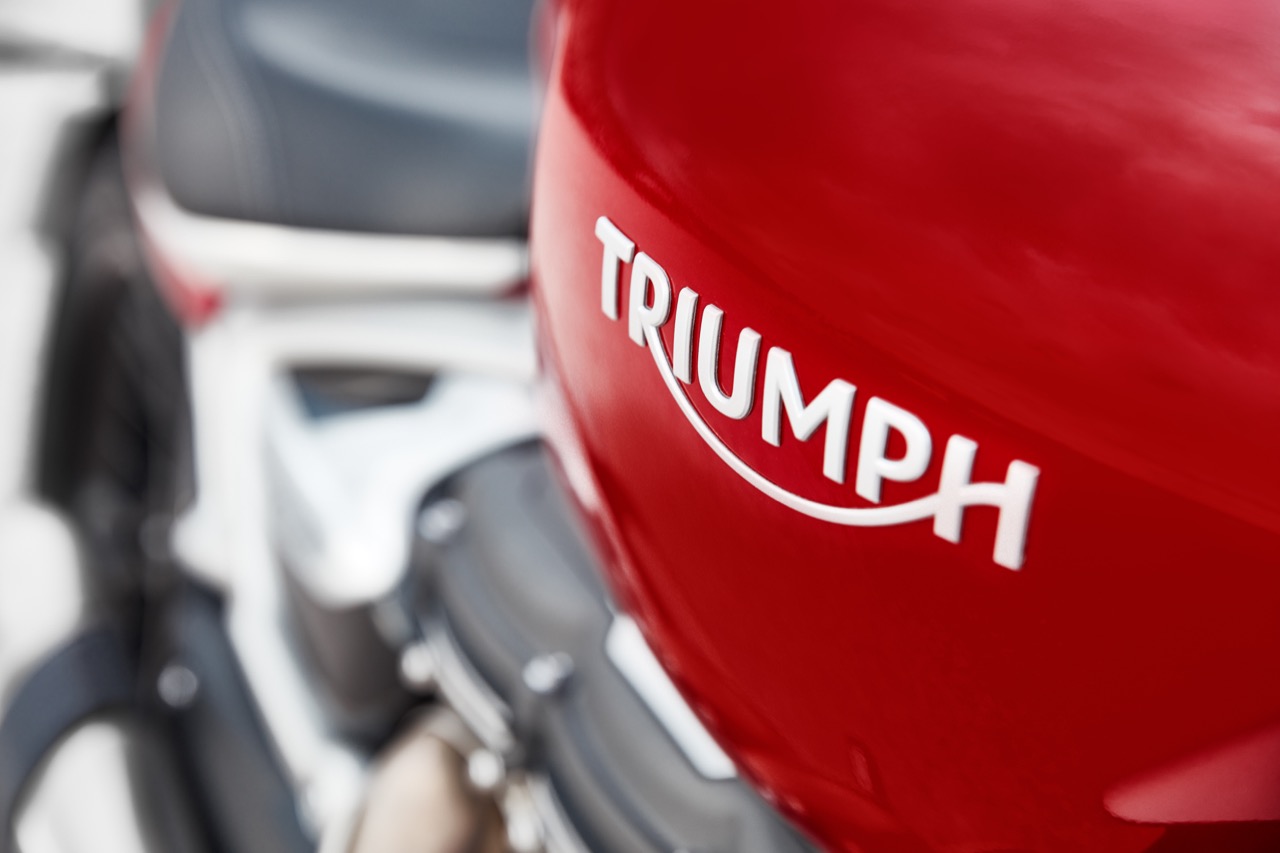 Triumph Rocket 3 R e Rocket 3 GT - foto 