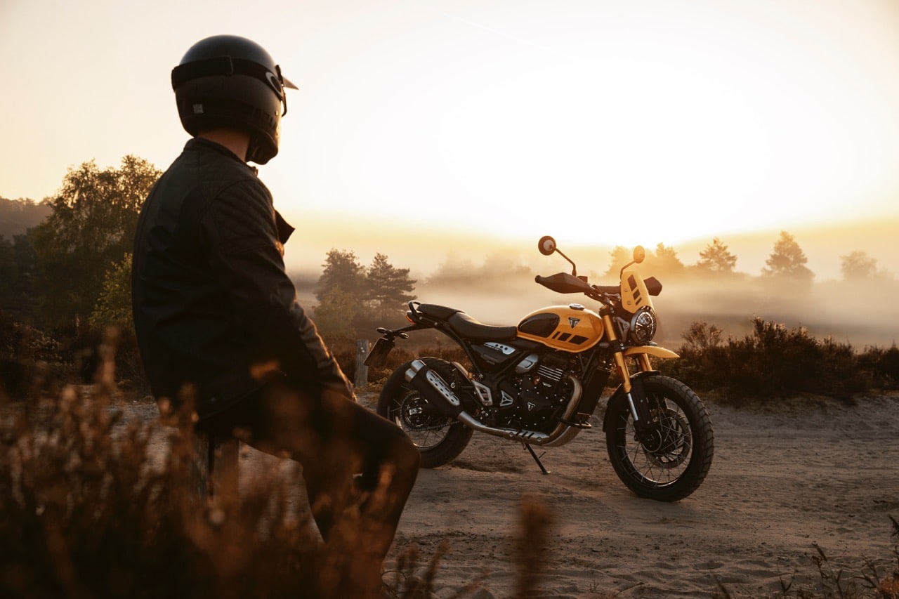 Triumph Scrambler 400 XC 2025 - Foto ufficiali