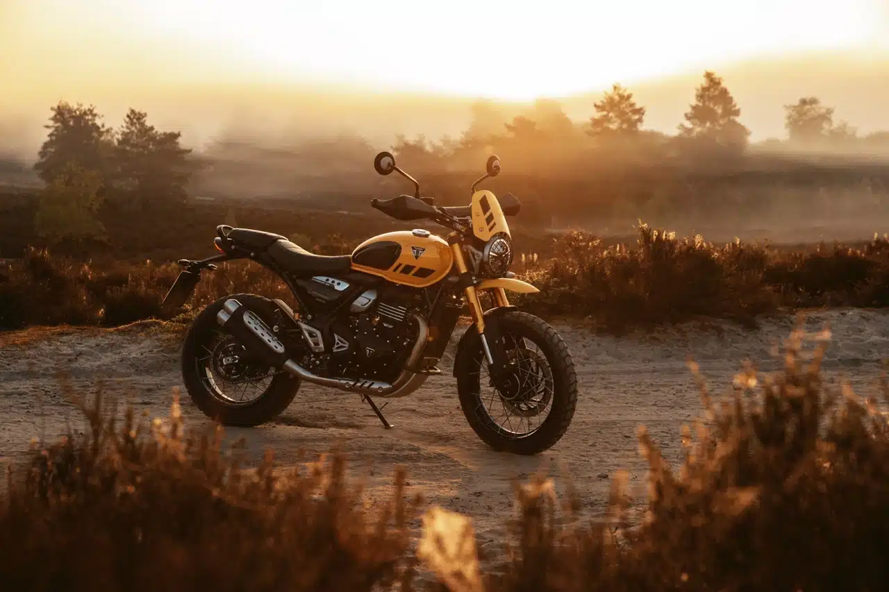 Triumph Scrambler 400 XC 2025 - Foto ufficiali