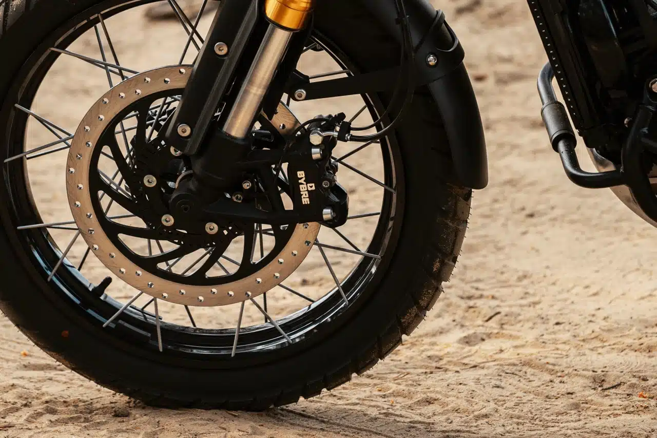 Triumph Scrambler 400 XC 2025 - Foto ufficiali