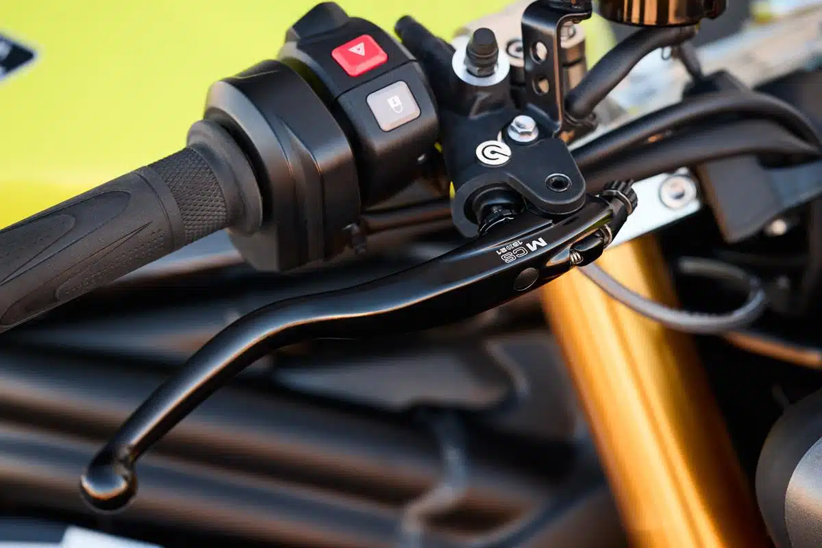 Triumph Speed Triple 1200 RX 