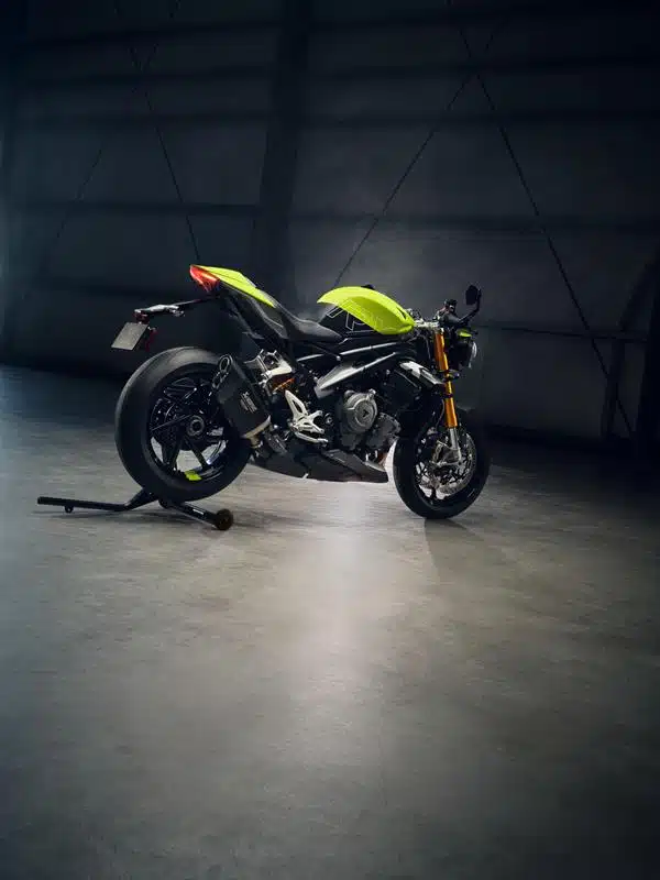 Triumph Speed Triple 1200 RX 