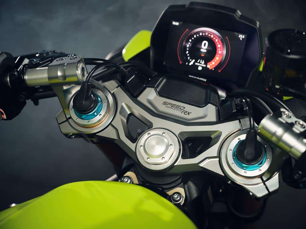 Triumph Speed Triple 1200 RX 