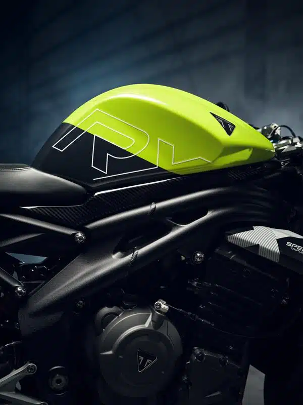 Triumph Speed Triple 1200 RX 