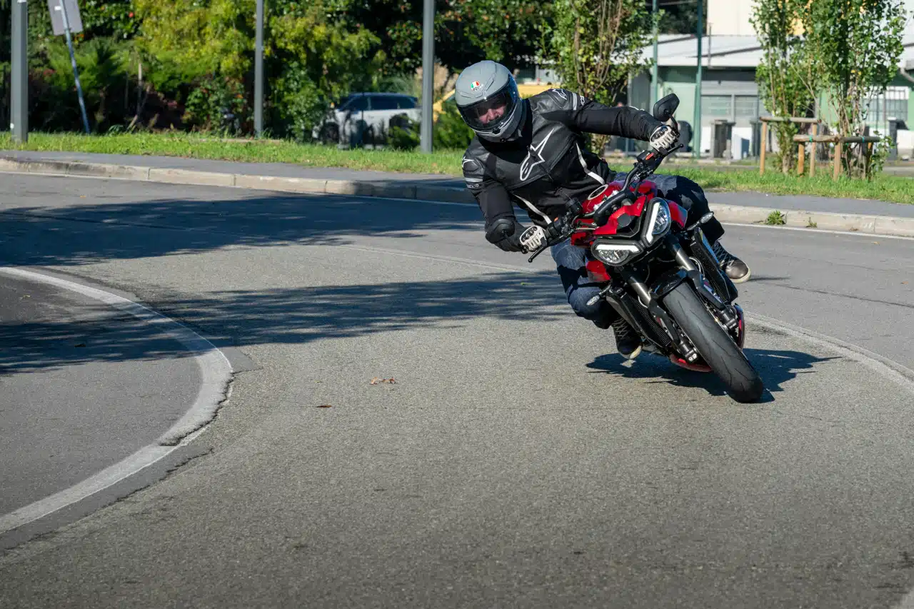 Triumph Street Triple 765 RS 2023 - Prova su strada