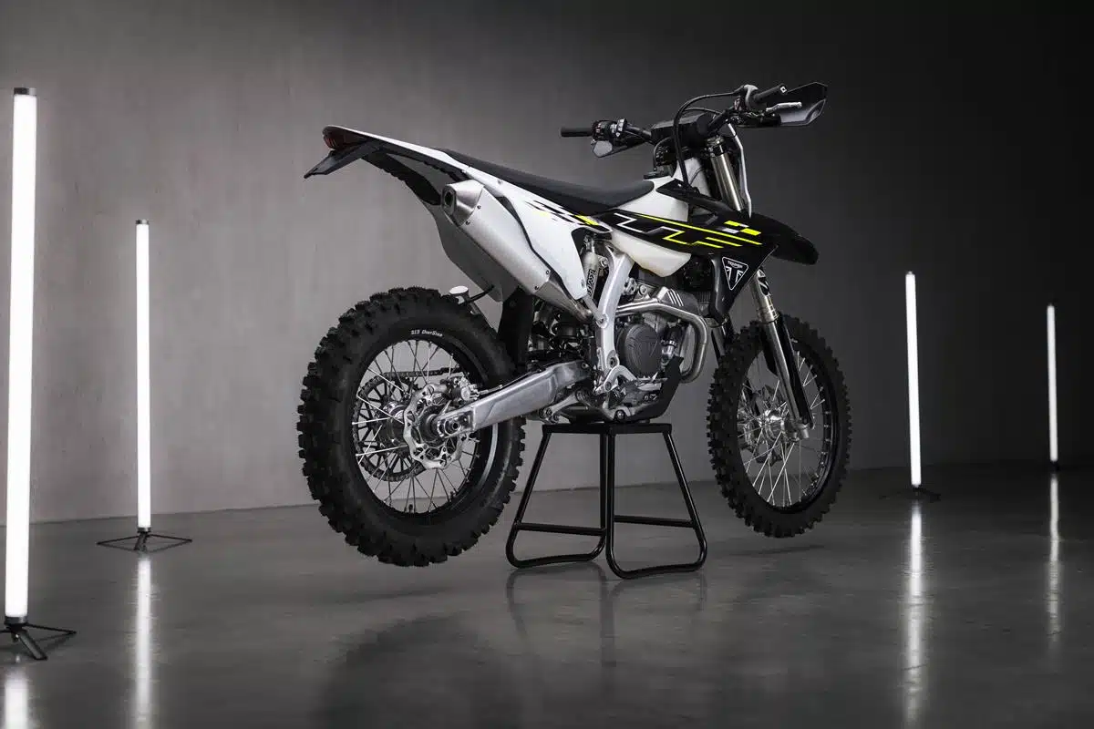 Triumph TF 250-E e TF 450-E