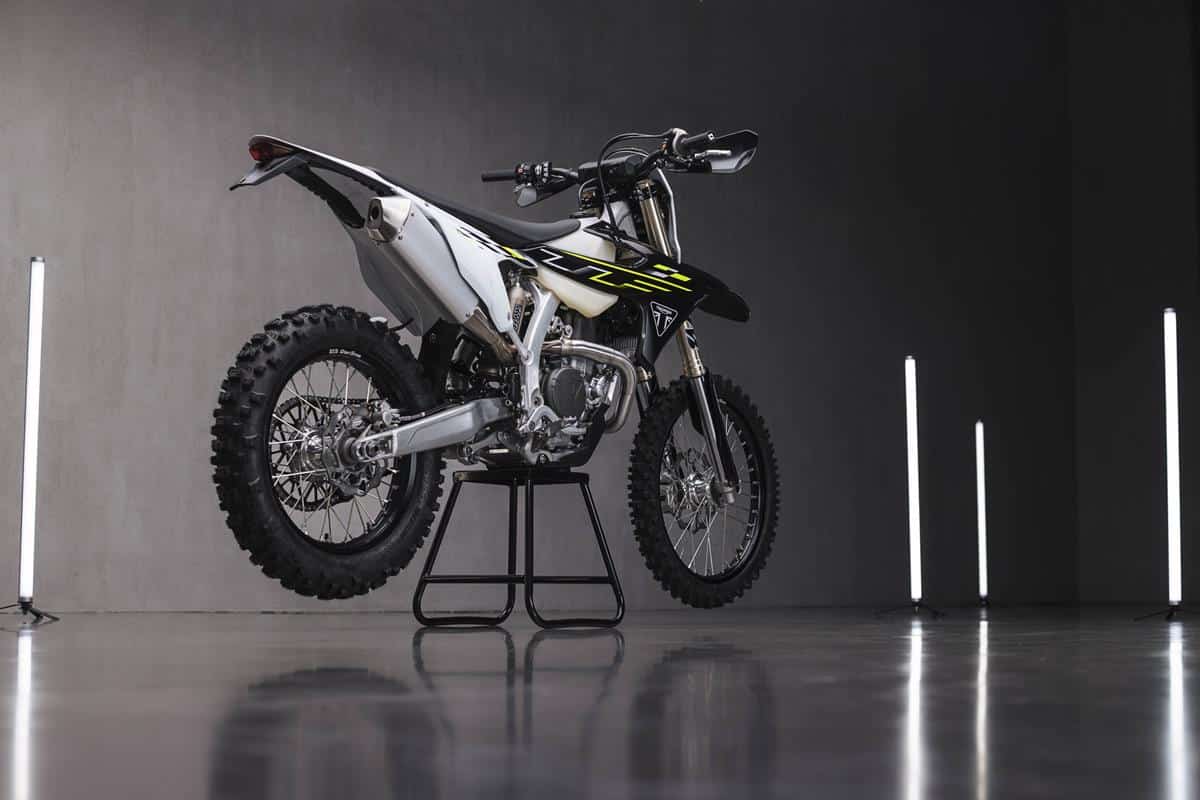 Triumph TF 250-E e TF 450-E