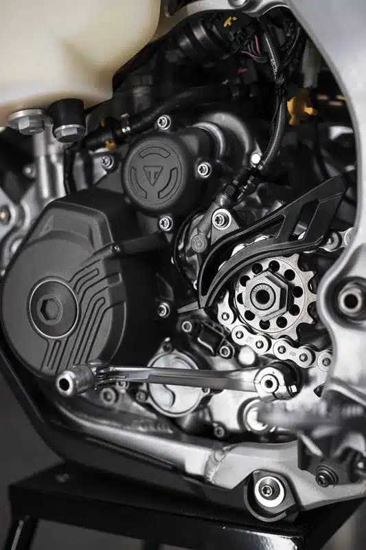 Triumph TF 250-E e TF 450-E