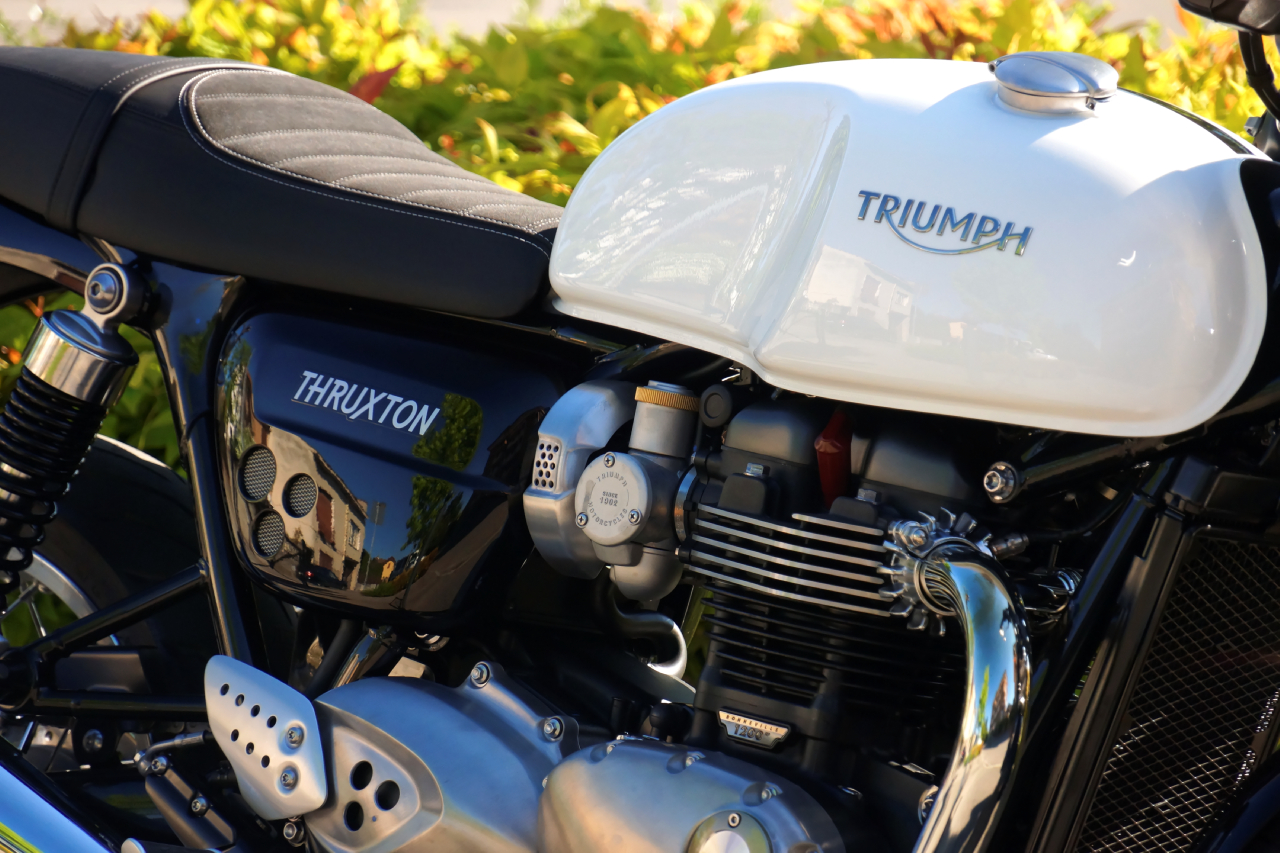Triumph Thruxton - Prova su strada 2017