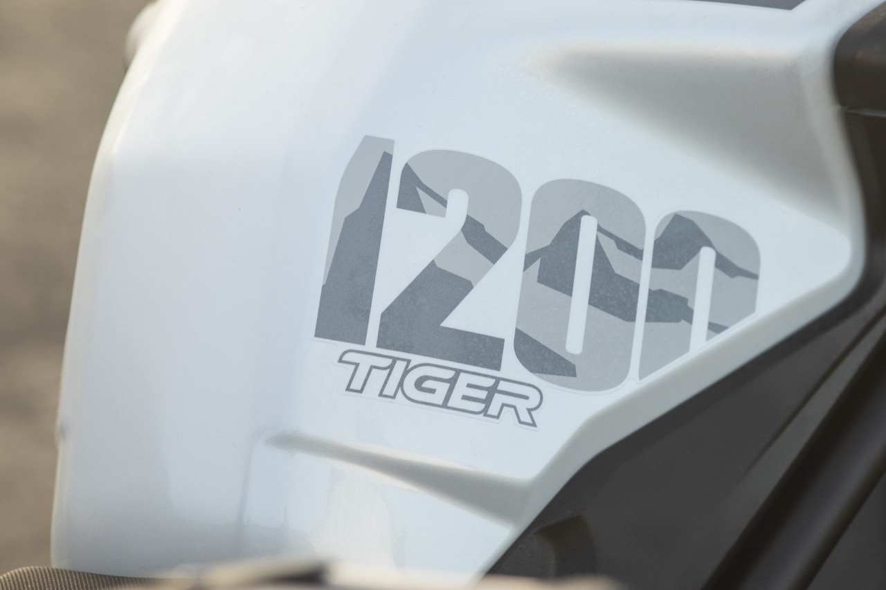 Triumph Tiger 1200 Desert Edition e Alpine Edition 2020 - foto 