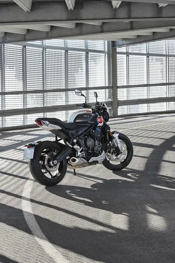 Triumph Trident 660 Triple Tribute 