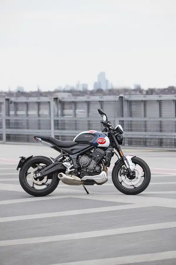 Triumph Trident 660 Triple Tribute 
